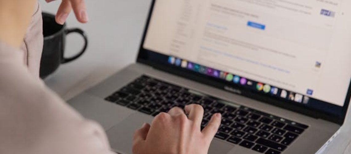 pexels-ekaterina-bolovtsova-4050216